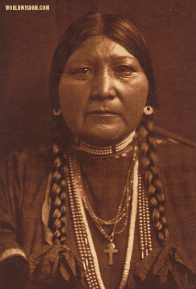 "Nez Perce matron", by Edward S. Curtis from The North American Indian Volume 8

